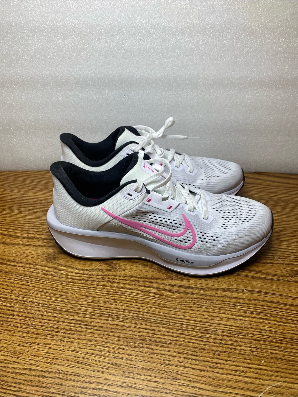 Nike Quest 6 White Pinksicle Black FD6034-102 Women's Size 9.5 Running Shoes New